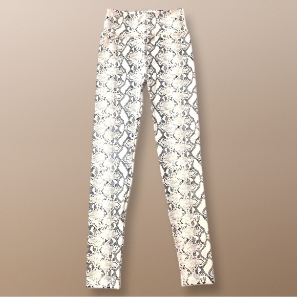 Snakeskin Print Fleece Lined Black Tan Zenana Leggings L/XL - Picture 4 of 9